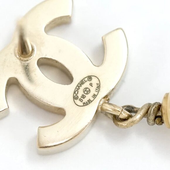 CHANEL CC Logos Pearl Pink Ball Drop Stud Earrings Gold Tone B18P Auth w/Box - Picture 5 of 6